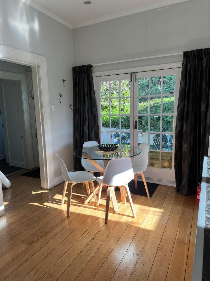 Renwick In The City Nelson, 10Min Walk To City Centre, Full Kitchen, Fast Fibre Wifi, Drive 13Min To Airport, 5Min To Hospital, Quiet Street, Dog Friendly Ngoại thất bức ảnh