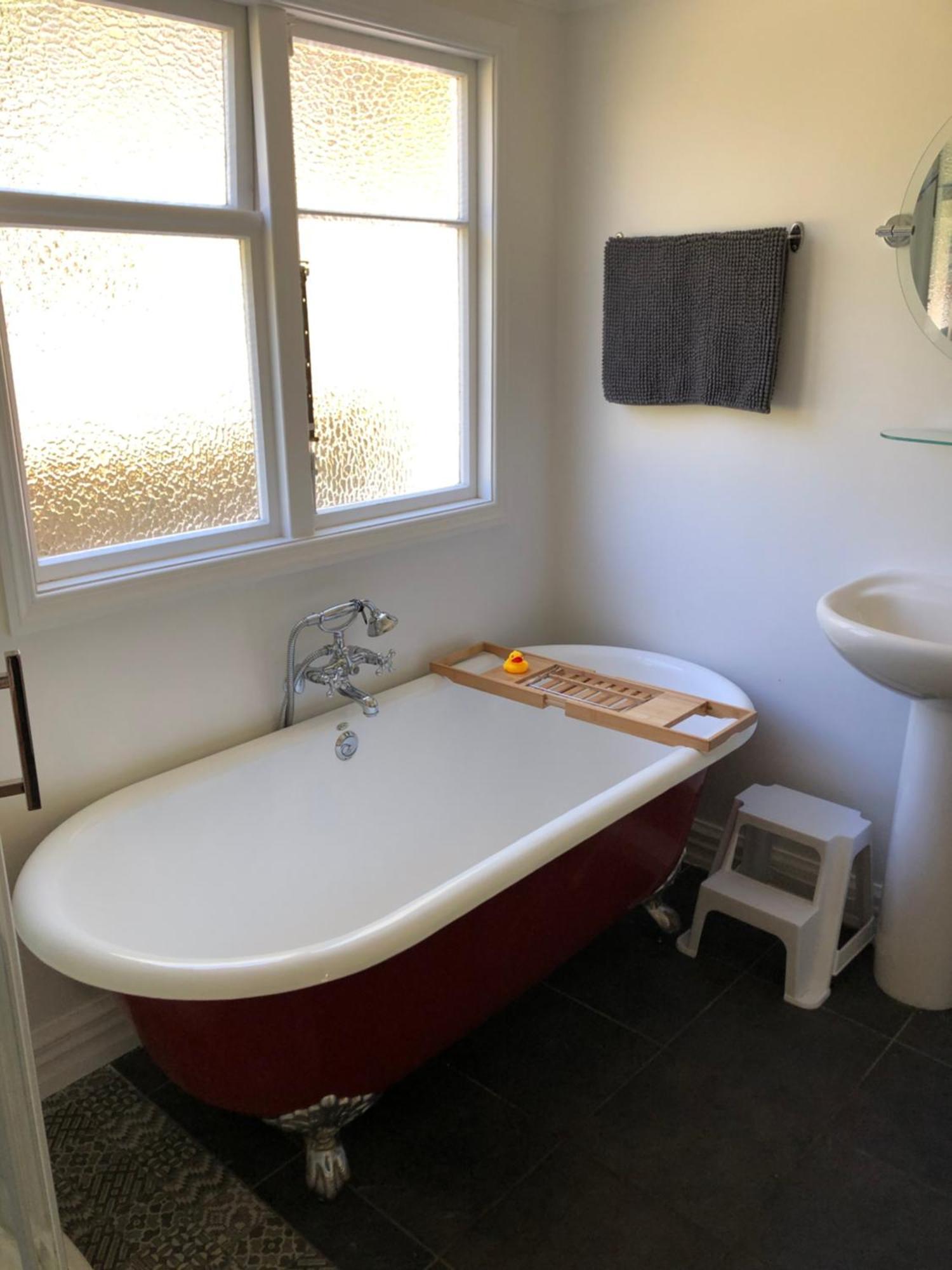 Renwick In The City Nelson, 10Min Walk To City Centre, Full Kitchen, Fast Fibre Wifi, Drive 13Min To Airport, 5Min To Hospital, Quiet Street, Dog Friendly Ngoại thất bức ảnh